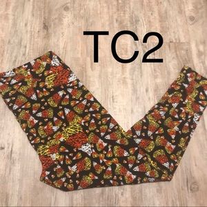LuLaRoe Candy Corn TC2 Leggings NWOT